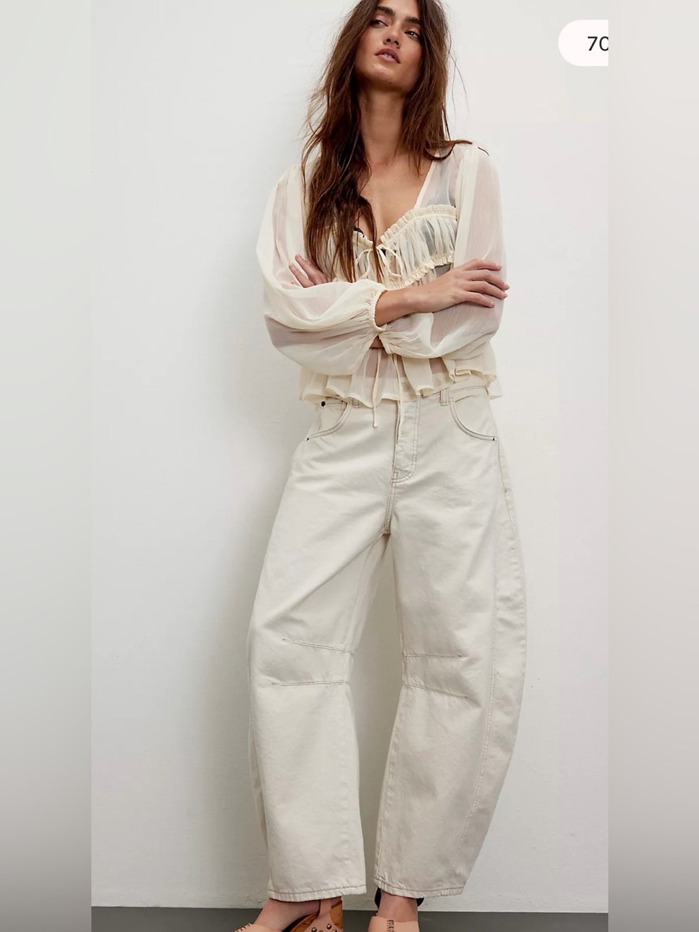 Free People We The Free Women’s Barrel Leg Jeans - Cream. Size 26